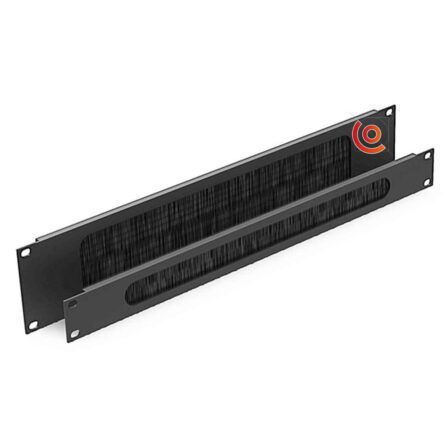 Panneau rackable en 1U avec brosse r1268-1UK-PBS