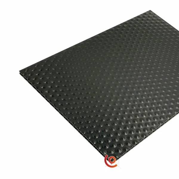 panneau plastique alvéolaire polypropylène cone-pearl 7 mm flight case sur mesure